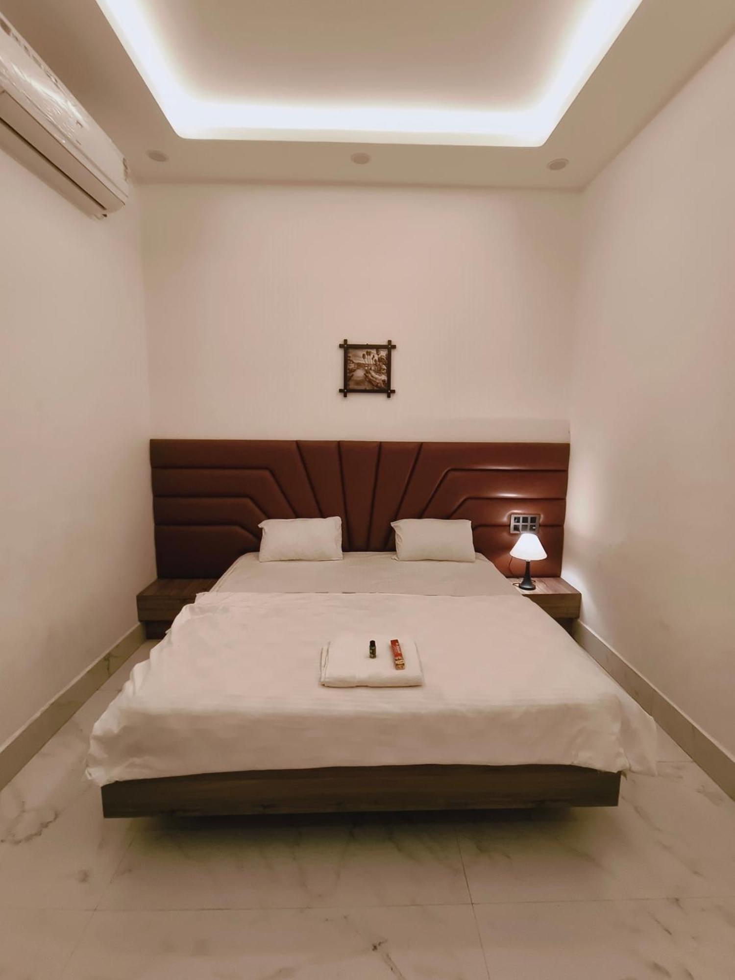 Hotel Modi Palace, Chanderi Mp Εξωτερικό φωτογραφία