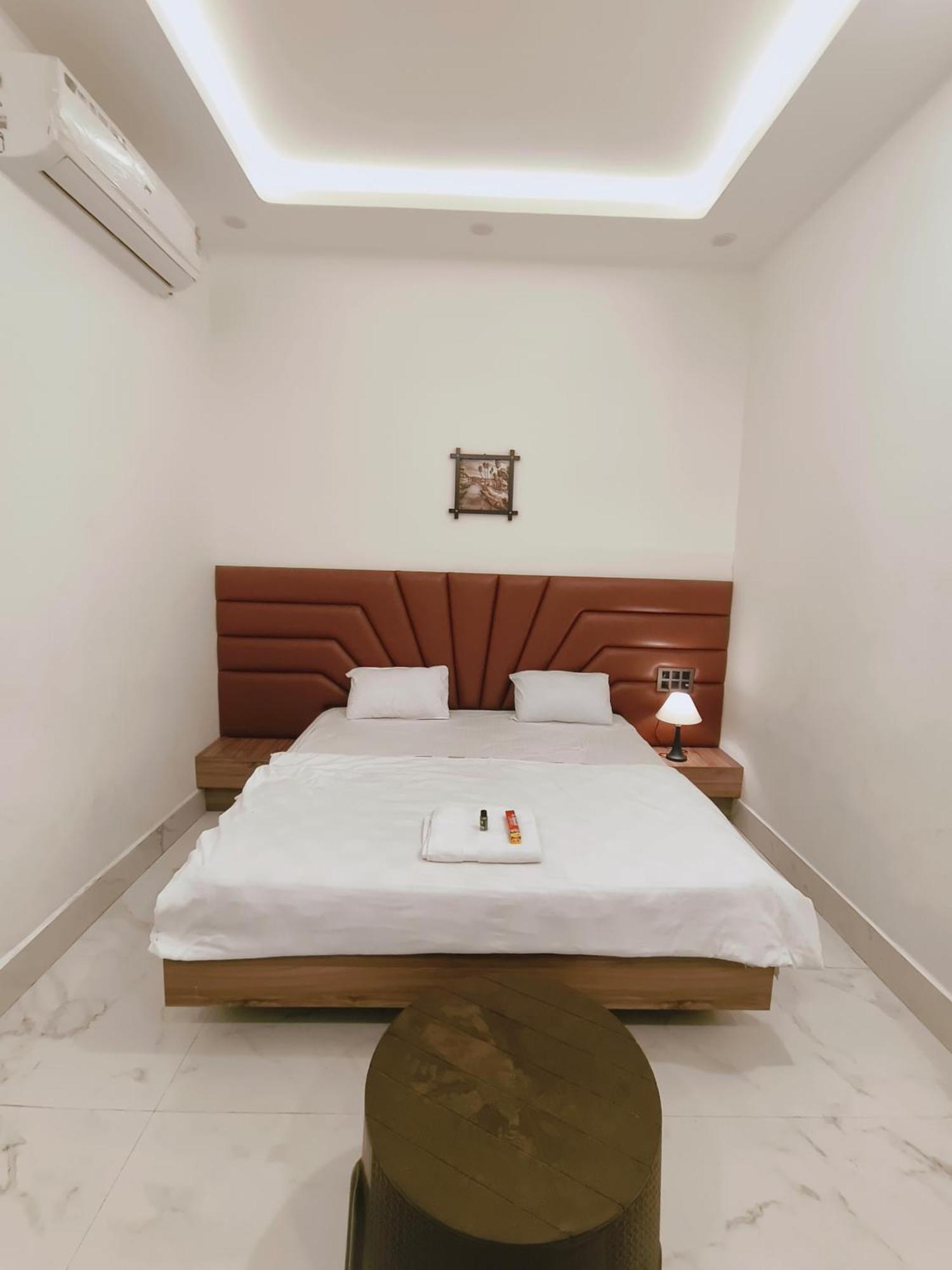 Hotel Modi Palace, Chanderi Mp Εξωτερικό φωτογραφία