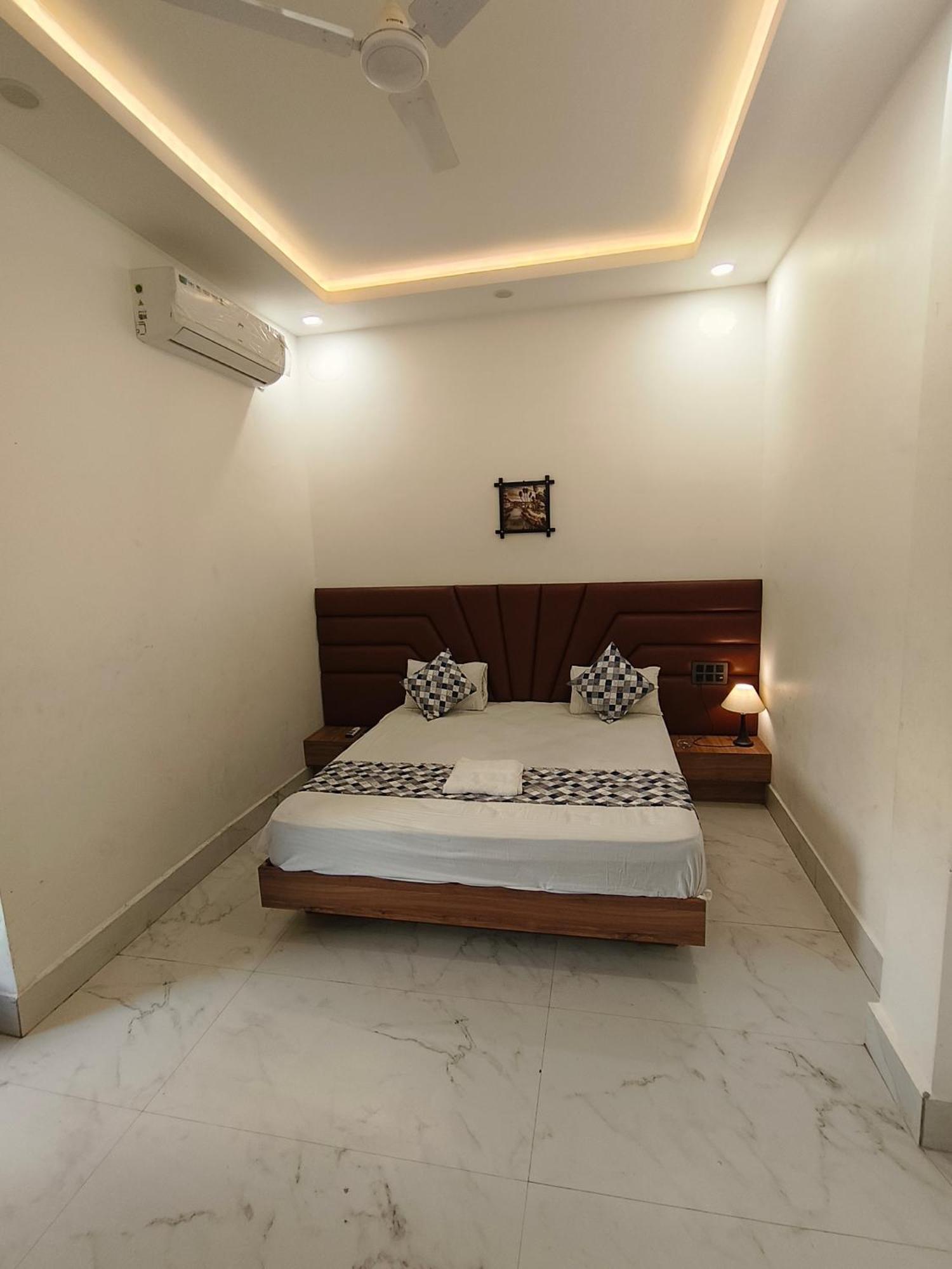 Hotel Modi Palace, Chanderi Mp Εξωτερικό φωτογραφία