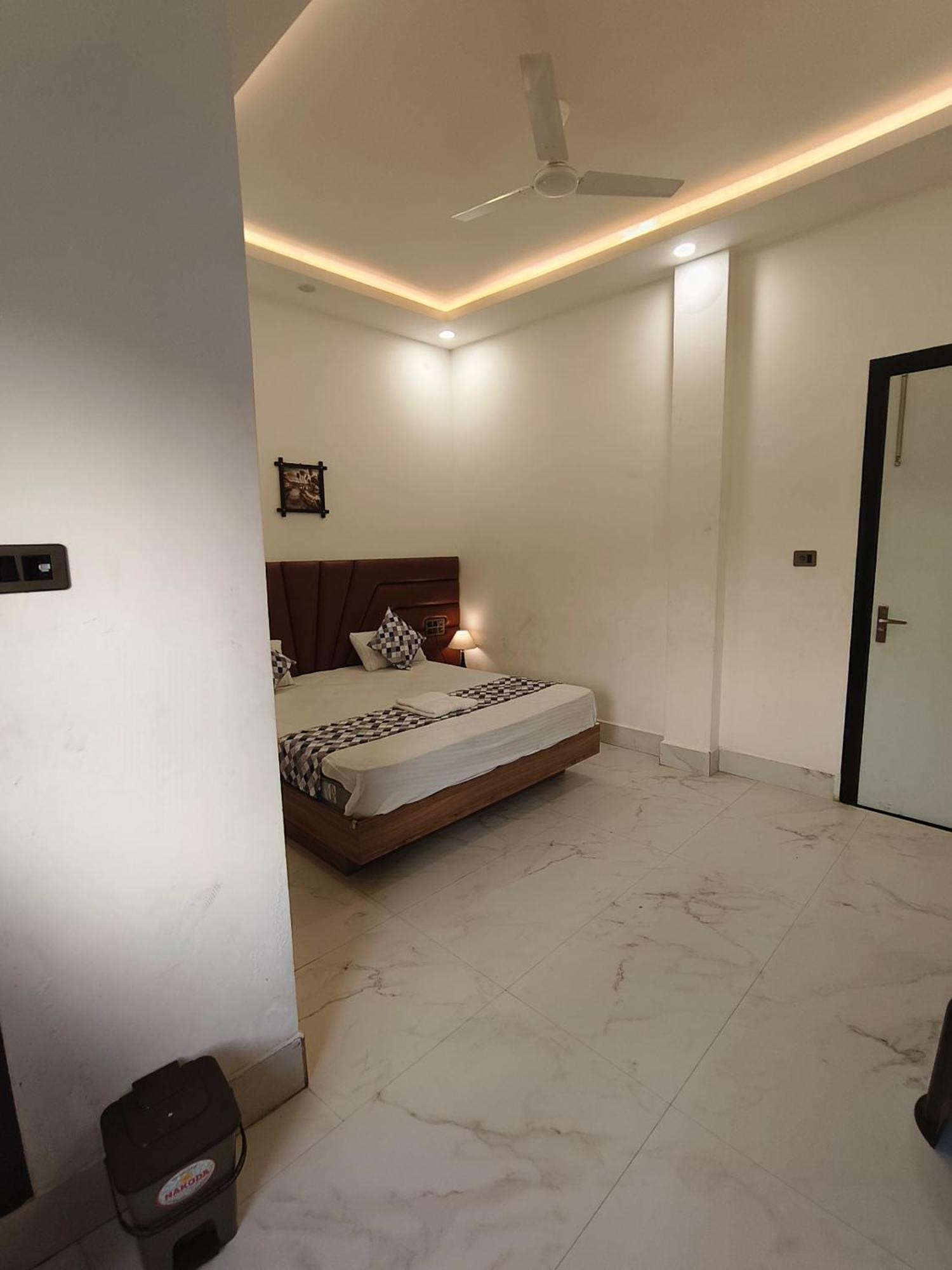Hotel Modi Palace, Chanderi Mp Εξωτερικό φωτογραφία